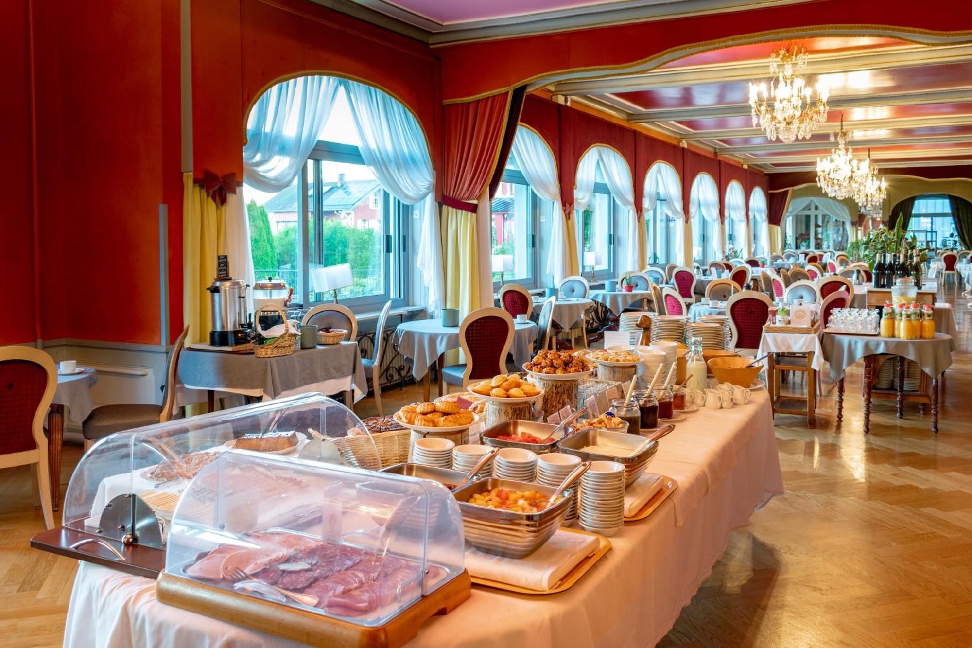 Hotel-Restaurant Le Lac Malbuisson Eksteriør bilde