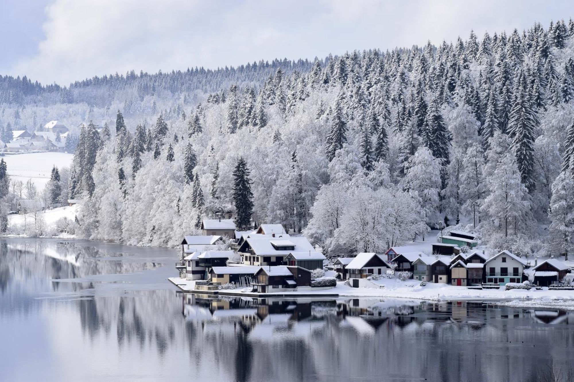 Hotel-Restaurant Le Lac Malbuisson Eksteriør bilde