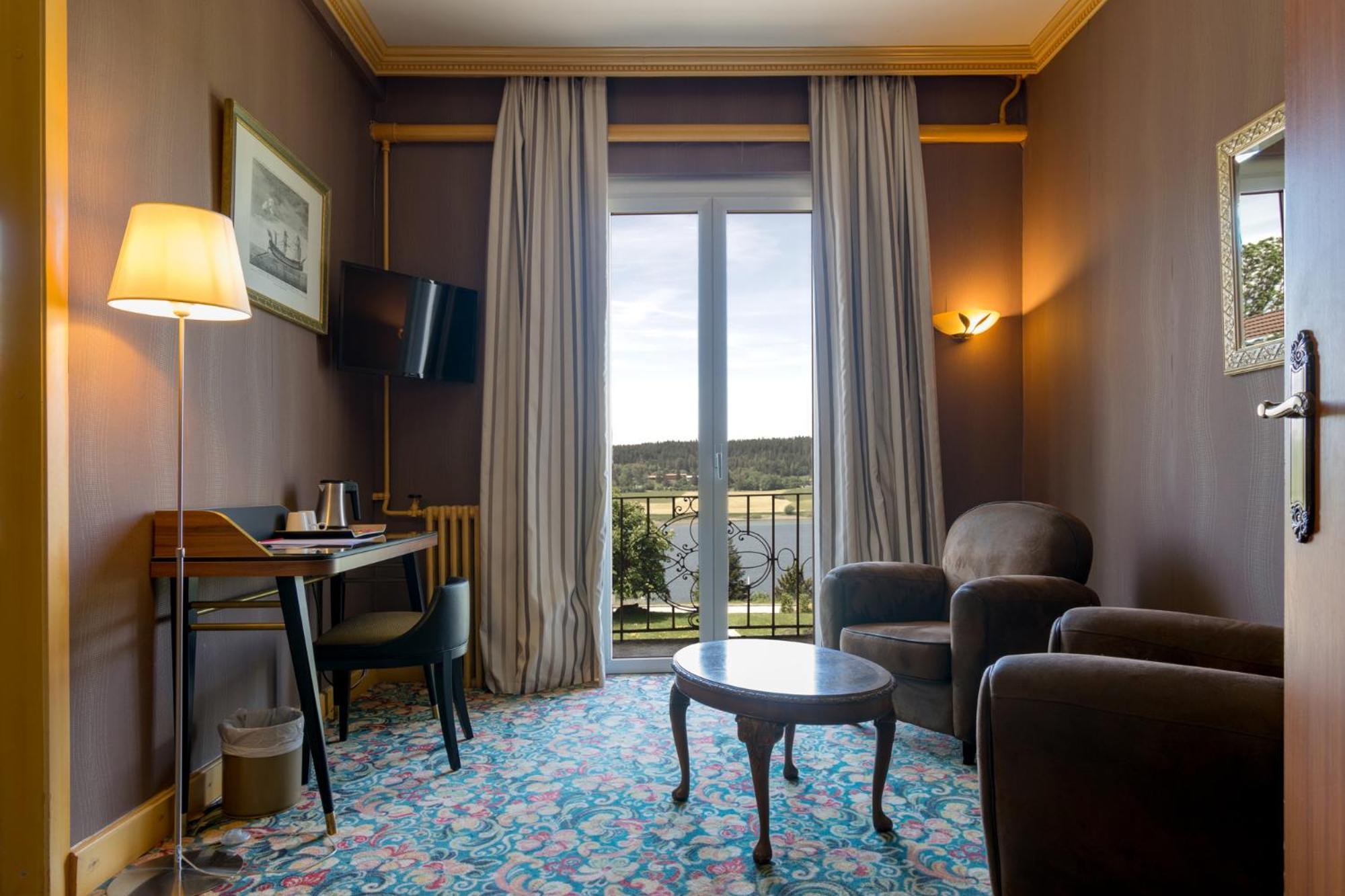 Hotel-Restaurant Le Lac Malbuisson Eksteriør bilde