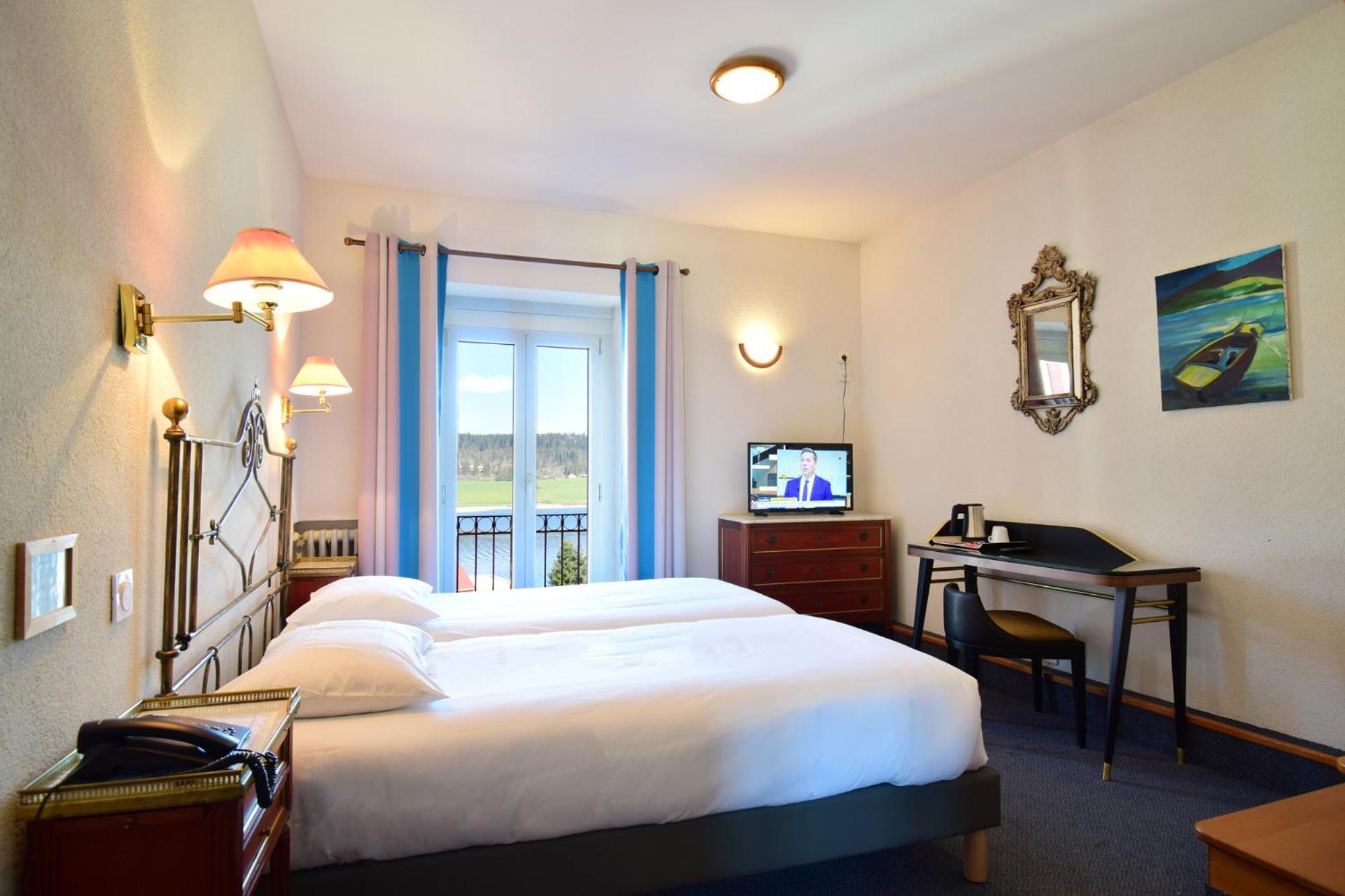 Hotel-Restaurant Le Lac Malbuisson Eksteriør bilde